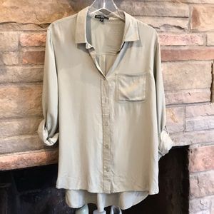 NWOT Velvet Heart Sage Green Button-Down